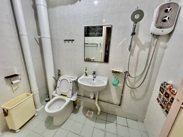 Room For Rent@Hougang