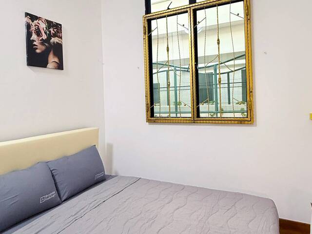 ✨ Harbourlights Room for Rent – No Agent Fee! | Suitable for 2 Pax ✨