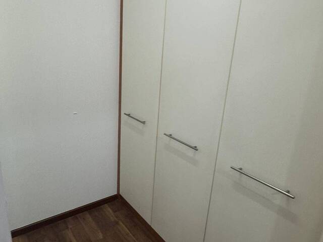 Master room @ Blk 383 Bt Batok - aircon + wifi - $1300 for 2 pax. (OWN TOILET)