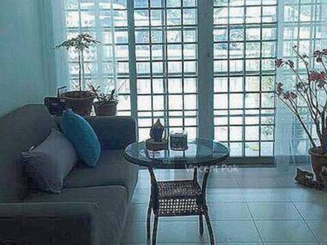 TENANTS  like Nature, fresh air  and beautiful greenery , Great value for your rent $$$!