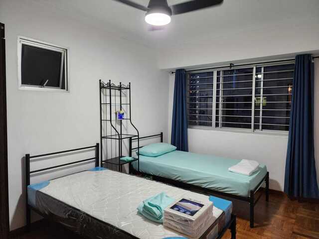Share room for Female only (2 pax in 1 room) at 547 Serangoon North Ave 3