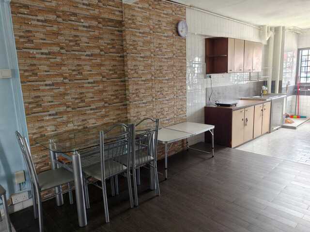 Hougang room to rent