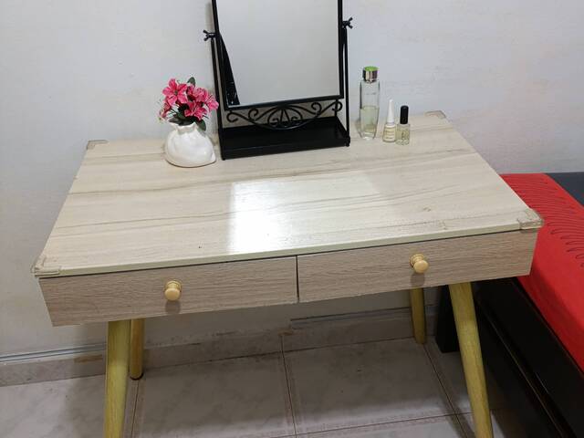 Can Move In Now. All Ladies Flat. No Owner. Freedom. Privacy. Spacious yet Few People