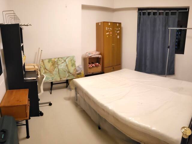 Master Room at Tiong Bahru