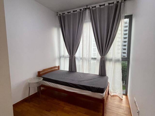 Condo Master Bedroom & Common Room Available