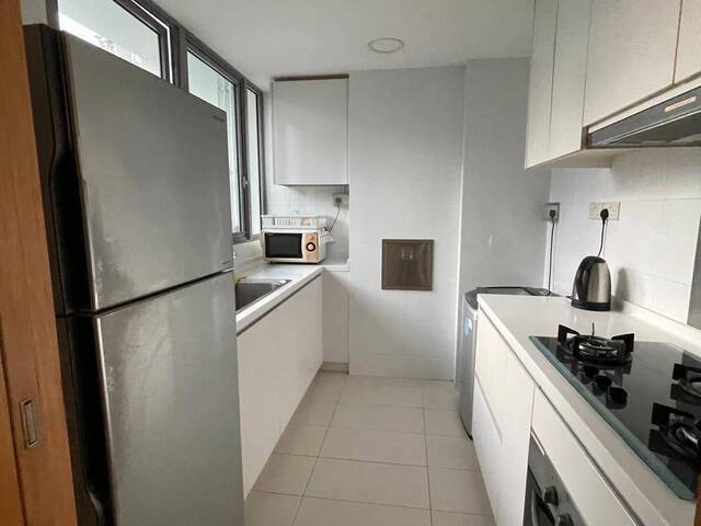 Condo Master Bedroom & Common Room Available