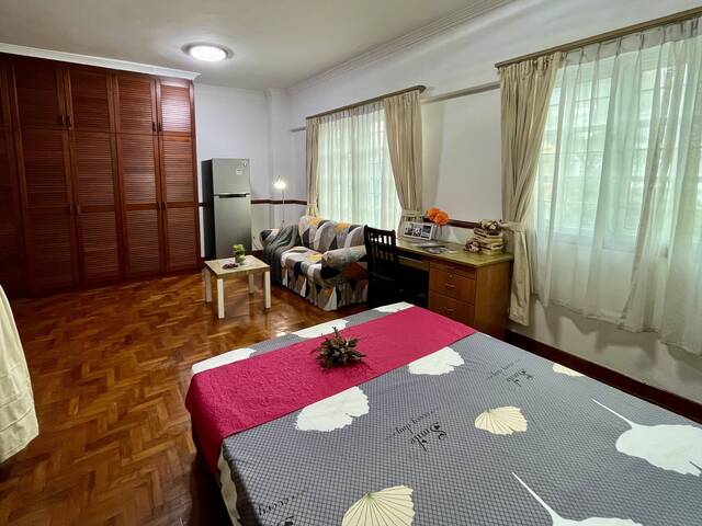 Simei MRT, Studio-liked Master Room for 2 Pax