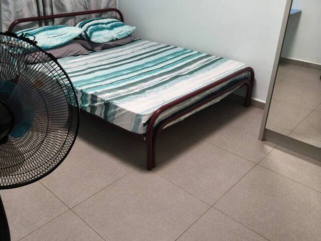 Master room at 140 marsiling road for rent! Aircon wifi!