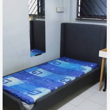 Common Room with Exclusive Bathroom