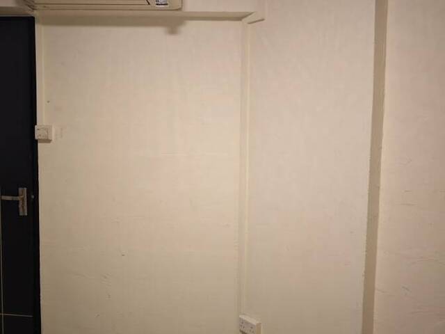 Room for Rent at Serangoon