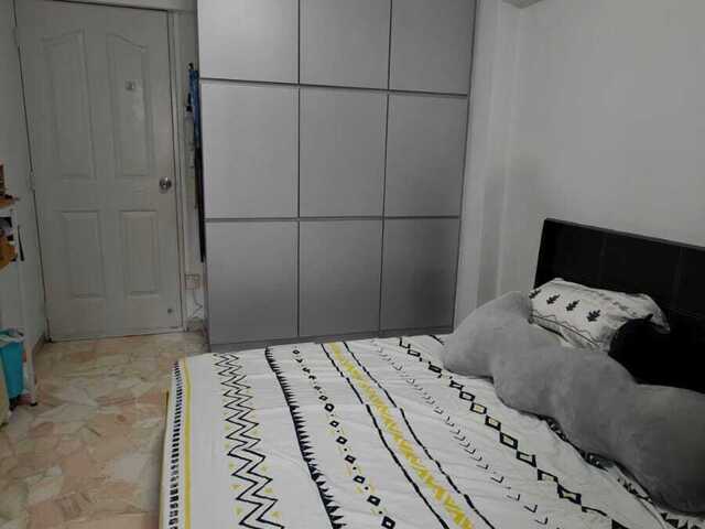 Looking for tenant to take over my lease