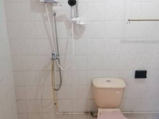 Room Share at 752 Woodlands Circle