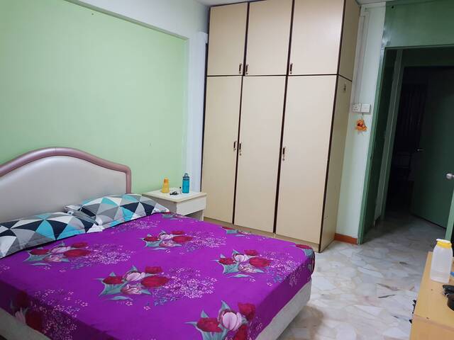 Mater Room for rent-No agent Fee-$900