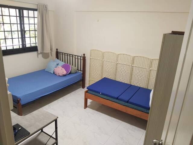 Room to rent at Bukit Batok 161, Street 11
