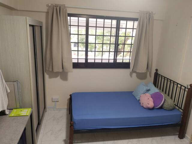 Room to rent at Bukit Batok 161, Street 11