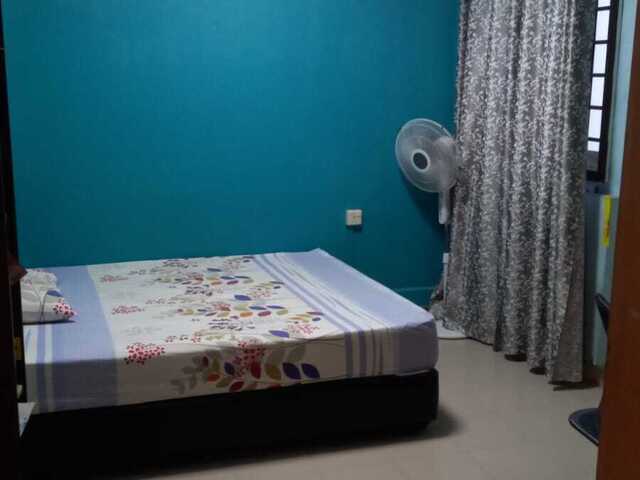 Master Room for Rental @ BLK 211 Tampines St 23, Contact Samy @ 9156..., from 1st Oct