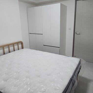 Newly renovated common room, next to Boon Keng MRT, high floor with nice view