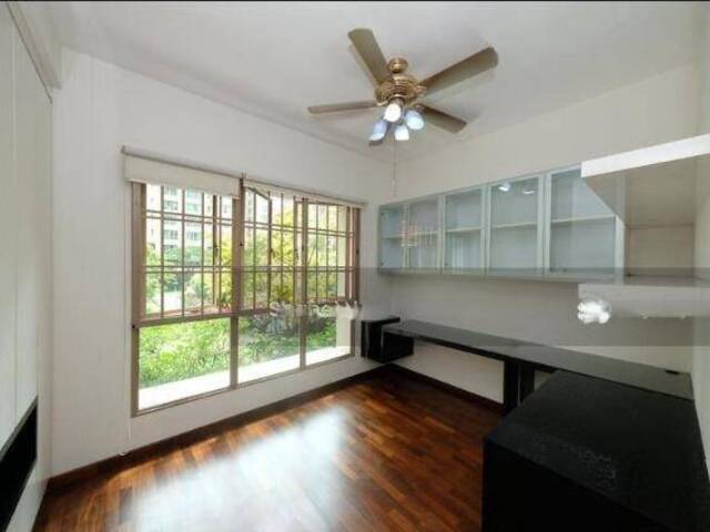 COMMON BEDROOM FOR RENT IN CONDO (THE RIVERVALE)