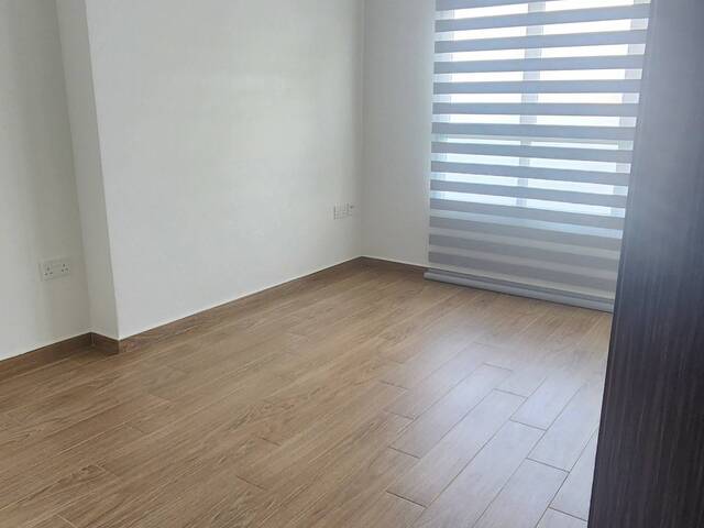 Common Room For Rent