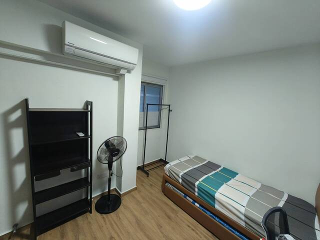 One common room for rent