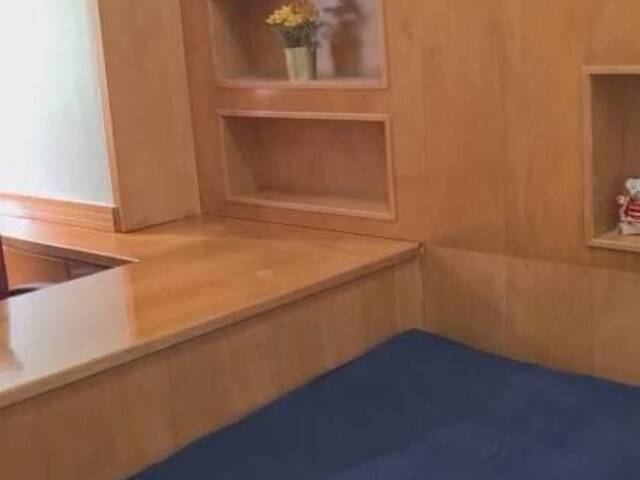 Buona Vista MRT Common Room