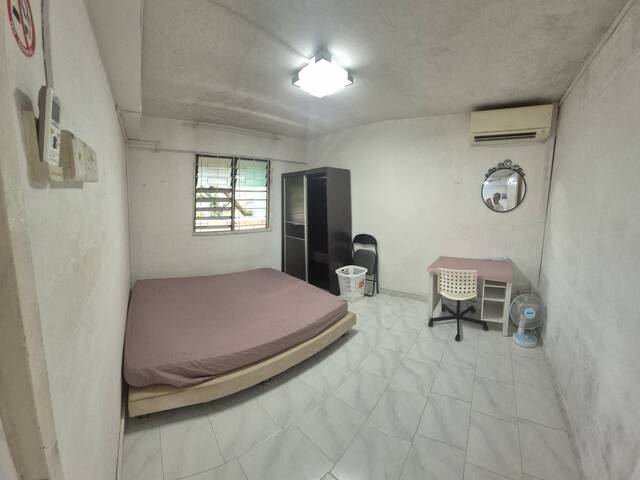 Common room at Blk 138 Jalan Bukit Merah(near SGH)