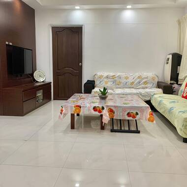 Blk 234 AMK - couple room / 2 ladies - walk to MAYFLOWER MRT