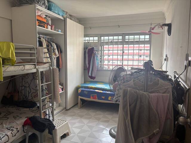Female bed space at Pasir Ris Blk 778 for rent