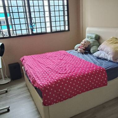 Newly renovated common room for rent