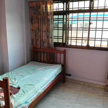 Blk 317 Sembawang - $600 for 1 lady (WiFi) corner unit