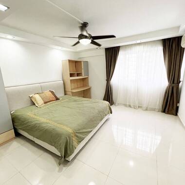 BLK 461, Tampines Street 44, Beautiful Common Room for Rent by Owner Available on 01/1...