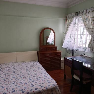 Near Pioneer MRT HDB High-Level Common Room for Rent