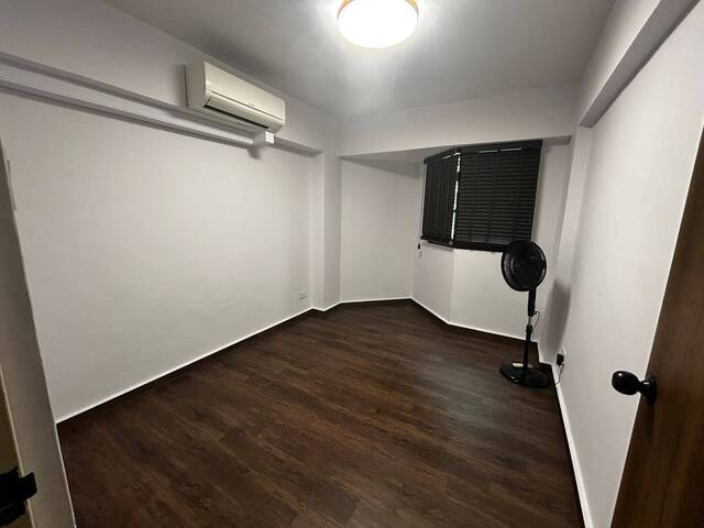 Common Room, Single Bed