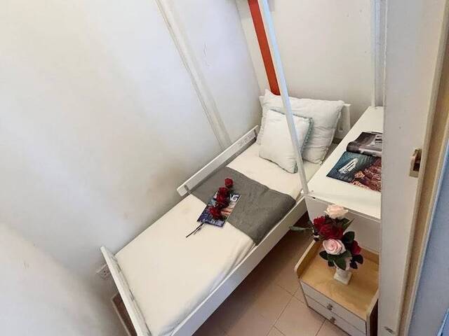 Single Room for Rent at Tiong Bahru MRT