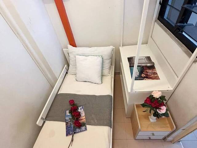 Single Room for Rent at Tiong Bahru MRT