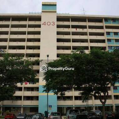Master Room for rent at Blk 403 Ang Mo Kio Avenue 10. Near to Ang Mo Kio MRT! NO AGENT FEE