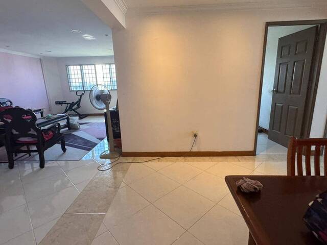 3+1 @ Blk 116 Jurong East - 5 mins walk Lakeside MRT