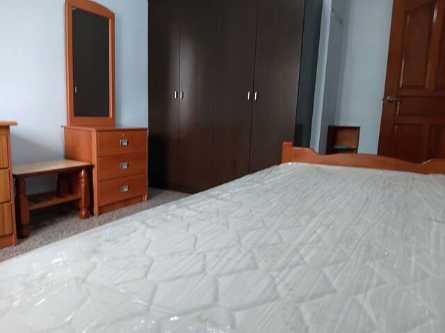 Common Room near at Jurong point 5 minutes walk to Boon Lay MRT