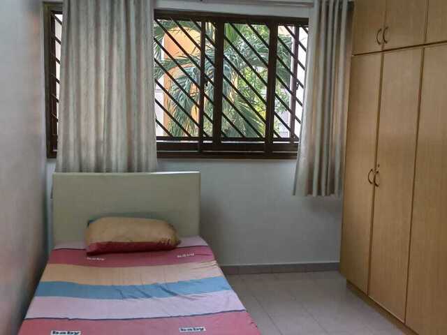 Room for rent at Serangoon Noth near Serangoon Gardens (immediate availability)