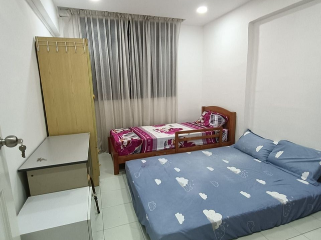 rent a common room (privtate toilet)