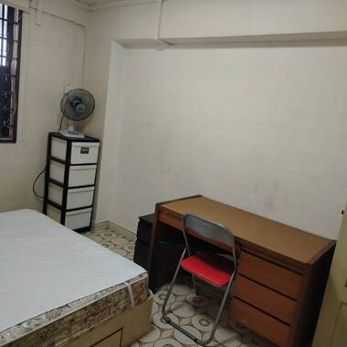 1 Bedroom for Rent to a female/ couple tenant at Block 116 Toa Payoh Lorong 2