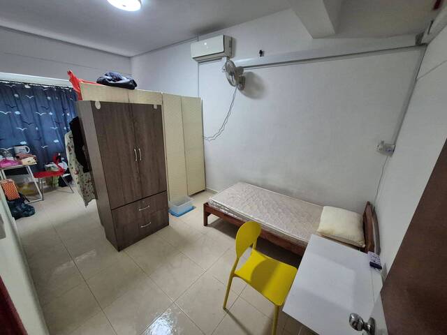 Room for rent at Balestier