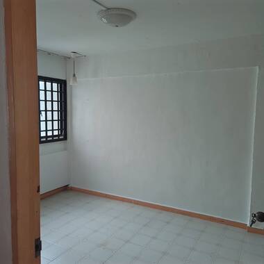 8 Minutes to Yishun Mrt, 3 room HDB for rent