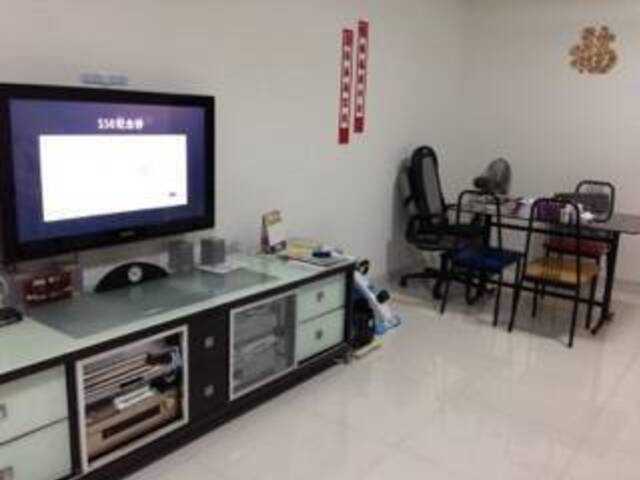 🌟 Single Bedroom with Private Bathroom for Female Tenant 🌟