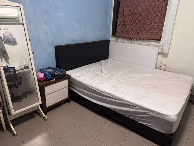 master bedroom for rent