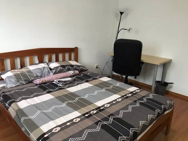 CONDO MASTER BEDROOM FOR RENT @ Clementi Central