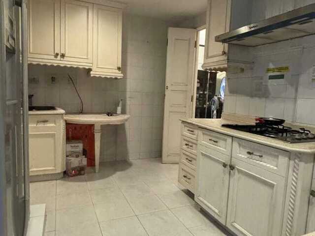 Condo room for rent - Tanah Merah MRT - Spacious / Bright / Quiet - 1 Pax Only