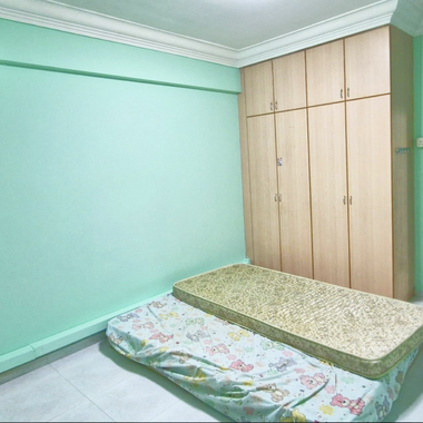 Master Room with Private Toilet ā Furnished & Near Bedok North MRT