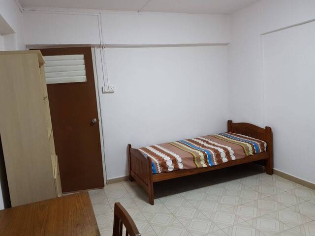 Potong Pasir Master Bedroom 104. Female only appartment.