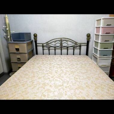 Welcome couple, single